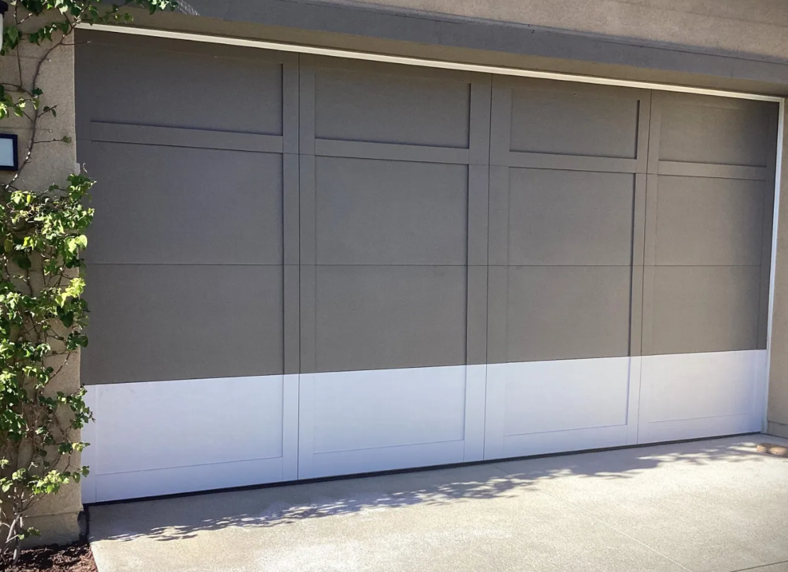 "Professional garage door repair services in Laurel, Florida - expert technicians ready to fix any garage door issue for residential and commercial properties.